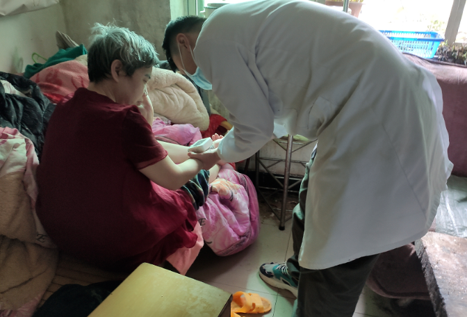 “家门口”的“医”,泸州平康医院把健康送进社区